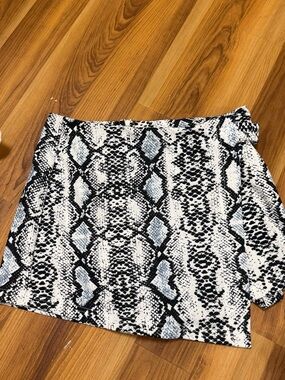 Black & White Snake Print Mini Skirt